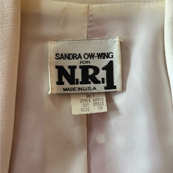 Sandra Ow-Wing for NR1 ladies suit - Picture 2 of 9